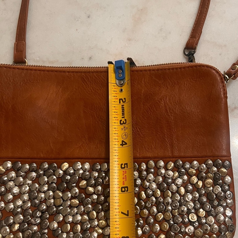 ANTIK KRAFT Brown Leather Crossbody With Silver Tone Metal Studs EUC - Picture 3 of 8